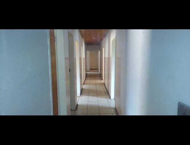 4 BEDROOM FREEHOLD FOR SALE IN ELOFF